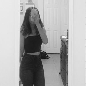 Meet your Posher, Gaby